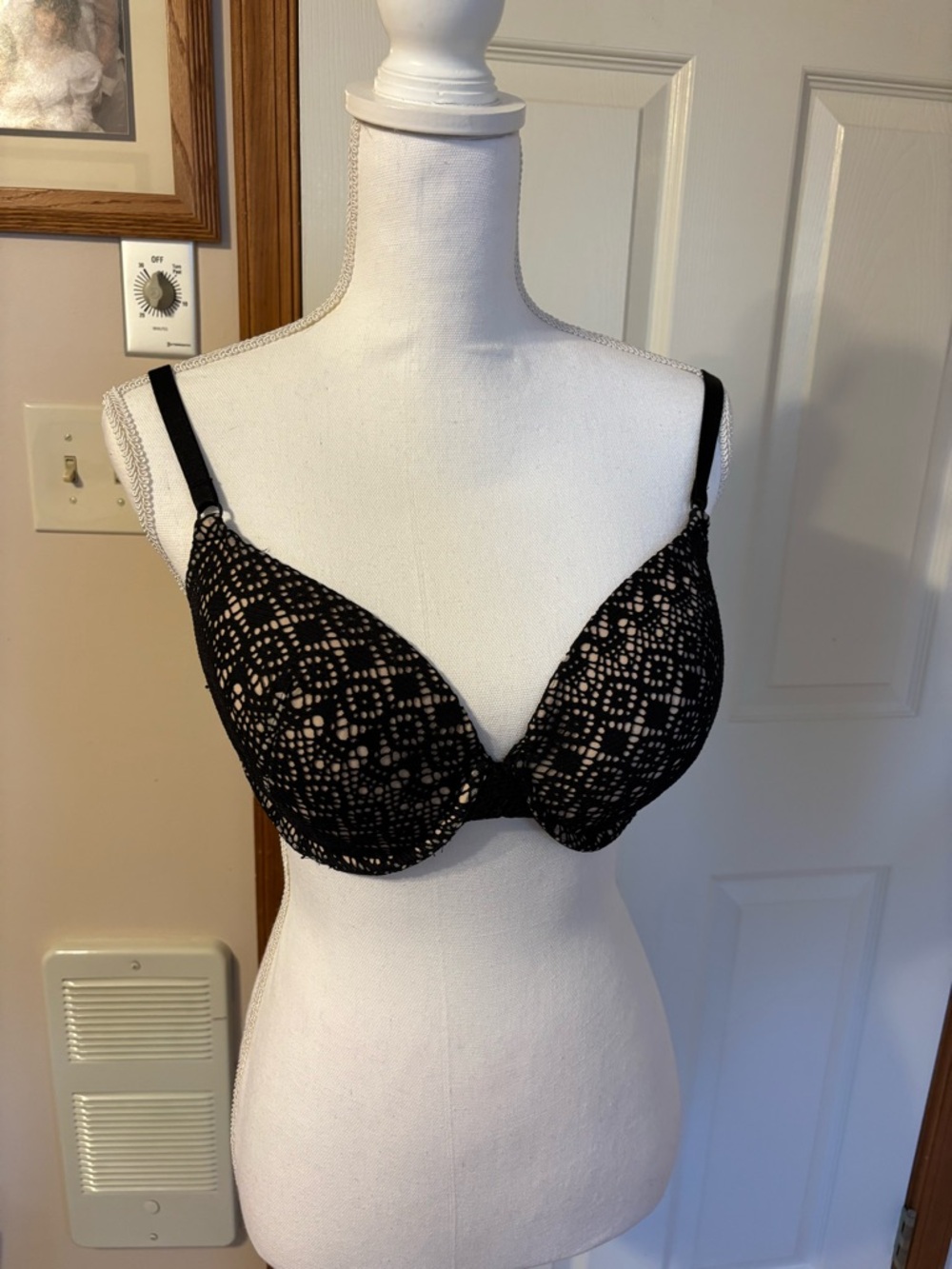 Victoria secret Black Lace Push-Up Bra - Women Intimates & Sleepwear
